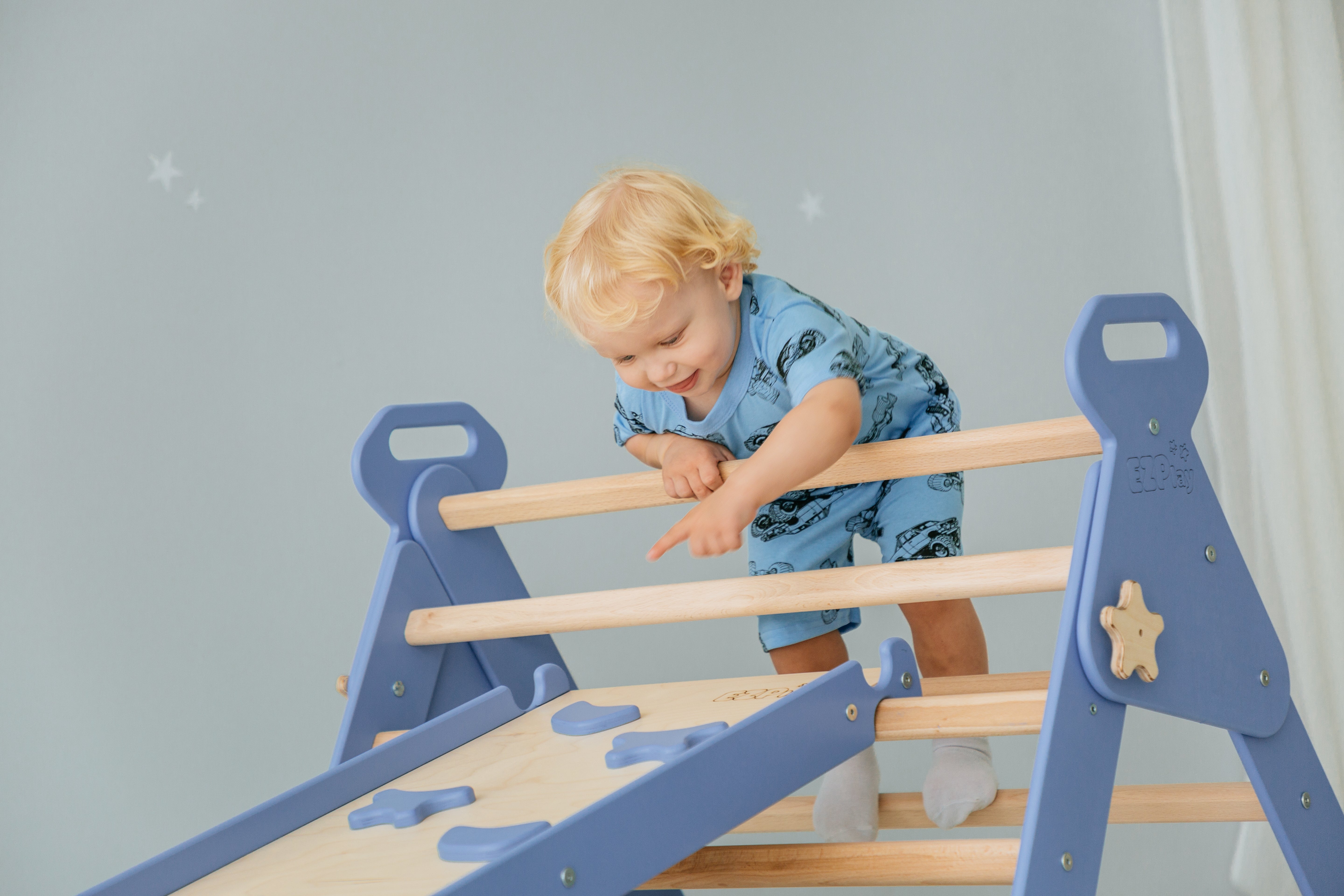 Climbing Before Crawling? Why Going Up Helps Your Baby Move Forward